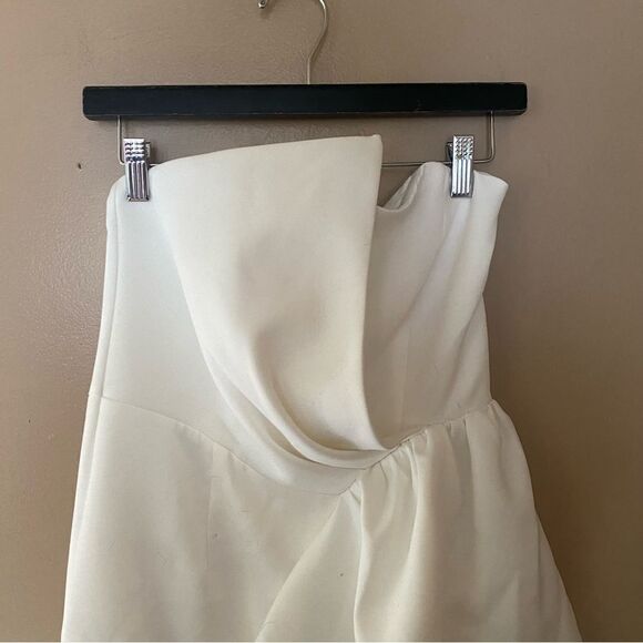Elliatt Reception Dress white ivory midi asymmetrical wedding party Revolve M - Picture 11 of 11